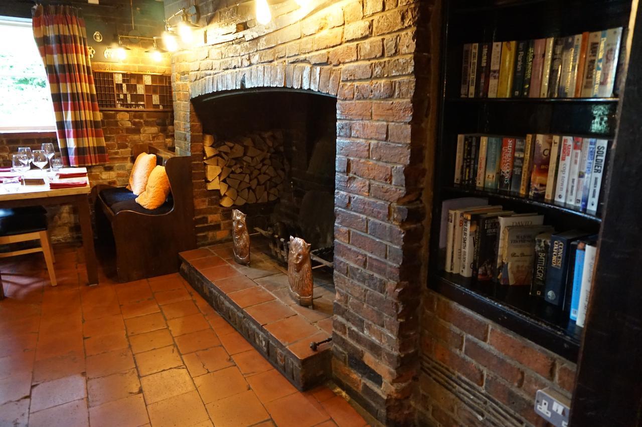 The Red Lion Pub & Kitchen Bed & Breakfast Didcot Bagian luar foto